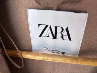Abrigo Zara