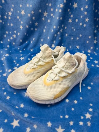 Under Armour HOVR Phantom RN Mujer Blancas