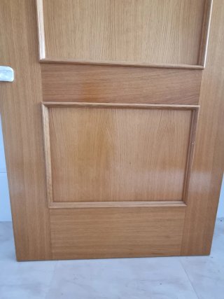 Puerta madera roble