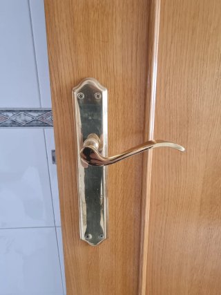 Puerta madera roble
