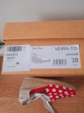 Alpargatas cuña lunares rojo y blanco