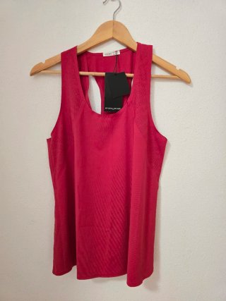 Camiseta deportiva Oysho sin mangas Talla L