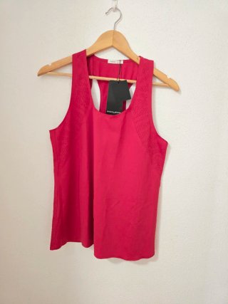 Camiseta deportiva Oysho sin mangas Talla L