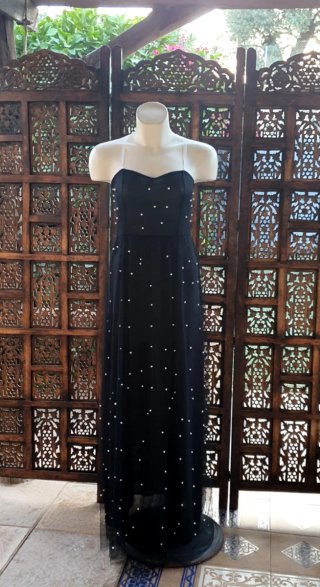 Vestido fiesta tul perlas  transparencias atrevido
