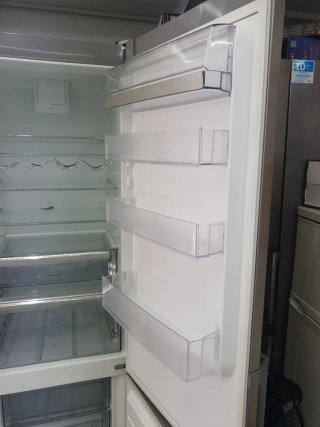 NEVERA AEG  garantía y transporte