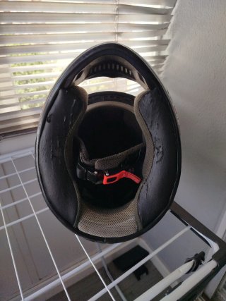 Casco de moto MDS con diseño talla L