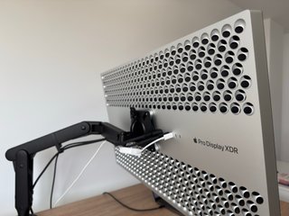 Apple Pro Display XDR 32" 6K + Brazo Ollin