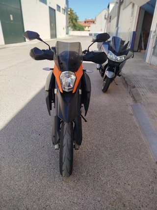 KTM 990 Supermoto 2008 Negra/Naranja