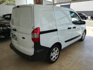 Ford Transit Courier 2022