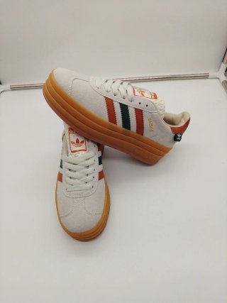 Adidas Gazelle Beige/Rojo Talla 37.5