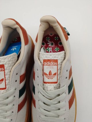 Adidas Gazelle Beige/Rojo Talla 37.5