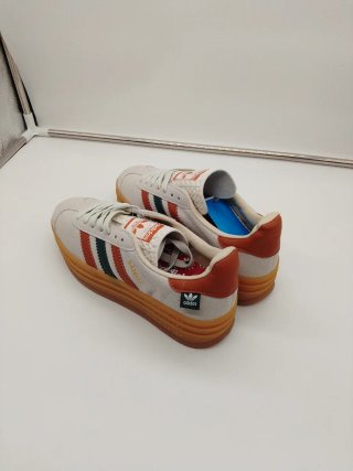 Adidas Gazelle Beige/Rojo Talla 37.5