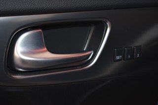 Infiniti FX37 2010