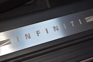 Infiniti FX37 2010