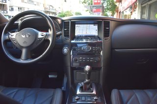 Infiniti FX37 2010
