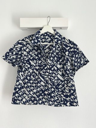 Camicia donna fantasia blu e bianca