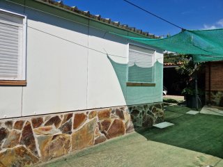 Casa de campo con apartamento y terreno