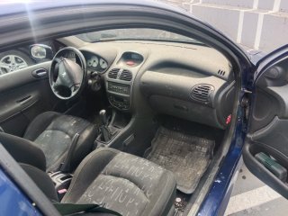 Peugeot 206 2004