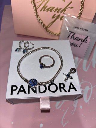 Conjunto Pandora Corazón y Cruz Azul