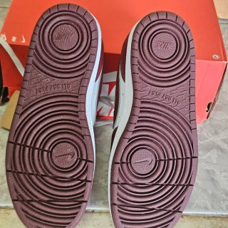 Deportivas Nike Marrón y Blanco