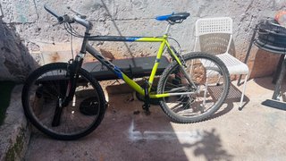 Bicicleta Montaña Gris y Verde