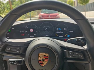 URGE- Porsche Taycan 39.000Km