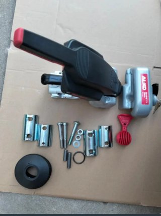 Estabilizador ALKO AKS 3004 + Antirrobo