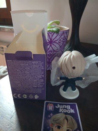 TinyTAN Jung Kook McDonald's Figure