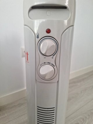 Radiador eléctrico gris