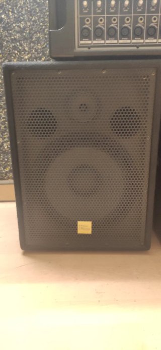 Equipo PA The T.Mix, Mesa PM800 + 2 altavoces 12"