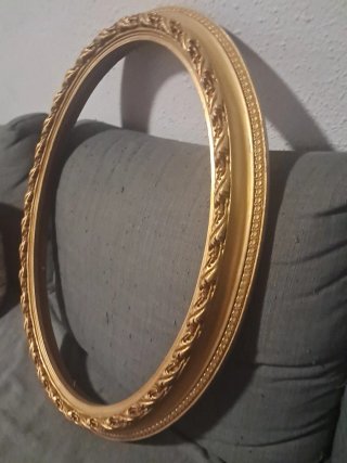 Marco Ovalado Dorado Decorativo