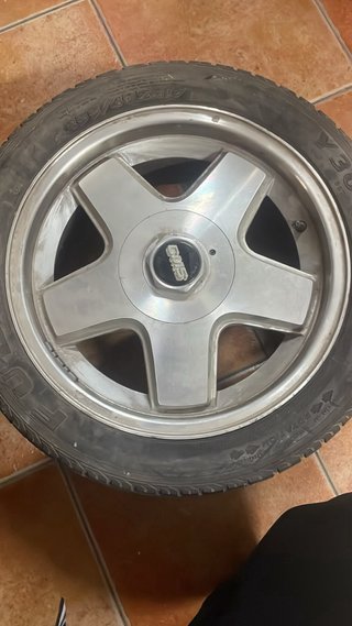 Ruedas 255/40ZR17 para furgoneta. Unidad 50€