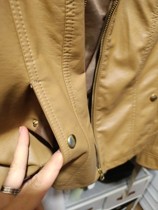 Chaqueta polipiel Vero Moda Beige