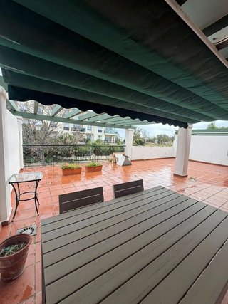 Piso en alquiler en Nueva Andalucía centro en Marbella