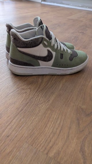 Nike Attack Verde Talla 42