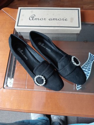 Zapatos negros Amor Amore