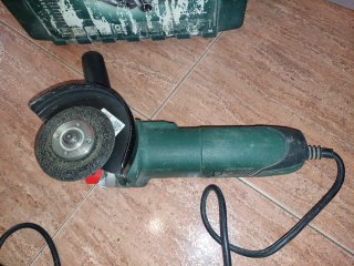 Radial amoladora Bosch PWS 700-115 con maletín