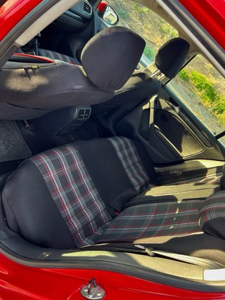 Volkswagen Golf VI Sport 2.0 TDI 140CV
