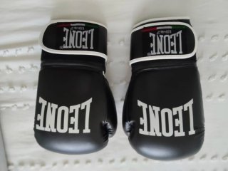 Guantes de boxeo Leone negros