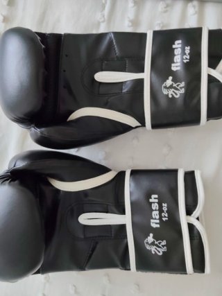 Guantes de boxeo Leone negros