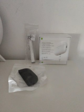 Auriculares inalámbricos blancos