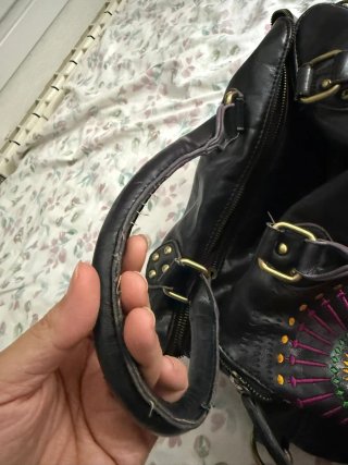 Bolso Desigual Negro con Bordados Multicolor