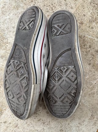 Converse blancas bajas