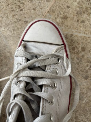 Converse blancas bajas