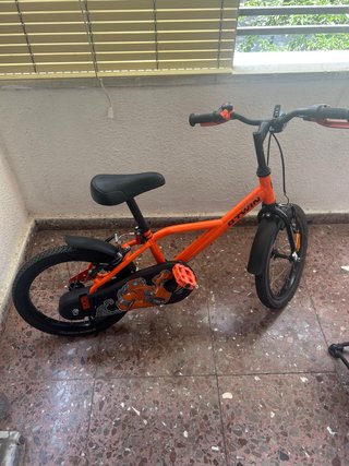 Bicicleta infantil Btwin naranja