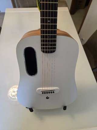 Chitarra Smart BLUE LAVA Freeboost