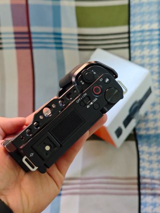 Sony ZV-E10 + Sigma 16mm f/1.4