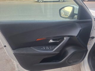 Peugeot e-2008 2020