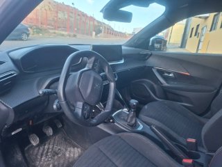 Peugeot e-2008 2020