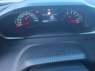 Peugeot e-2008 2020